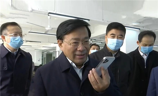 封一： 吉林省委副书记、省长韩俊莅临304am永利集团官网伊通供热_副本.jpg