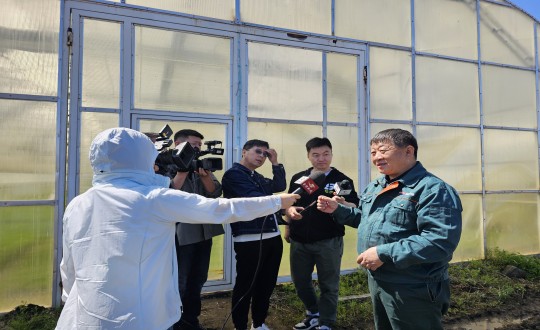 2024年5月24日，，，，，农业总公司副总司理侯正发接受《守望都会》采访_副本.jpg